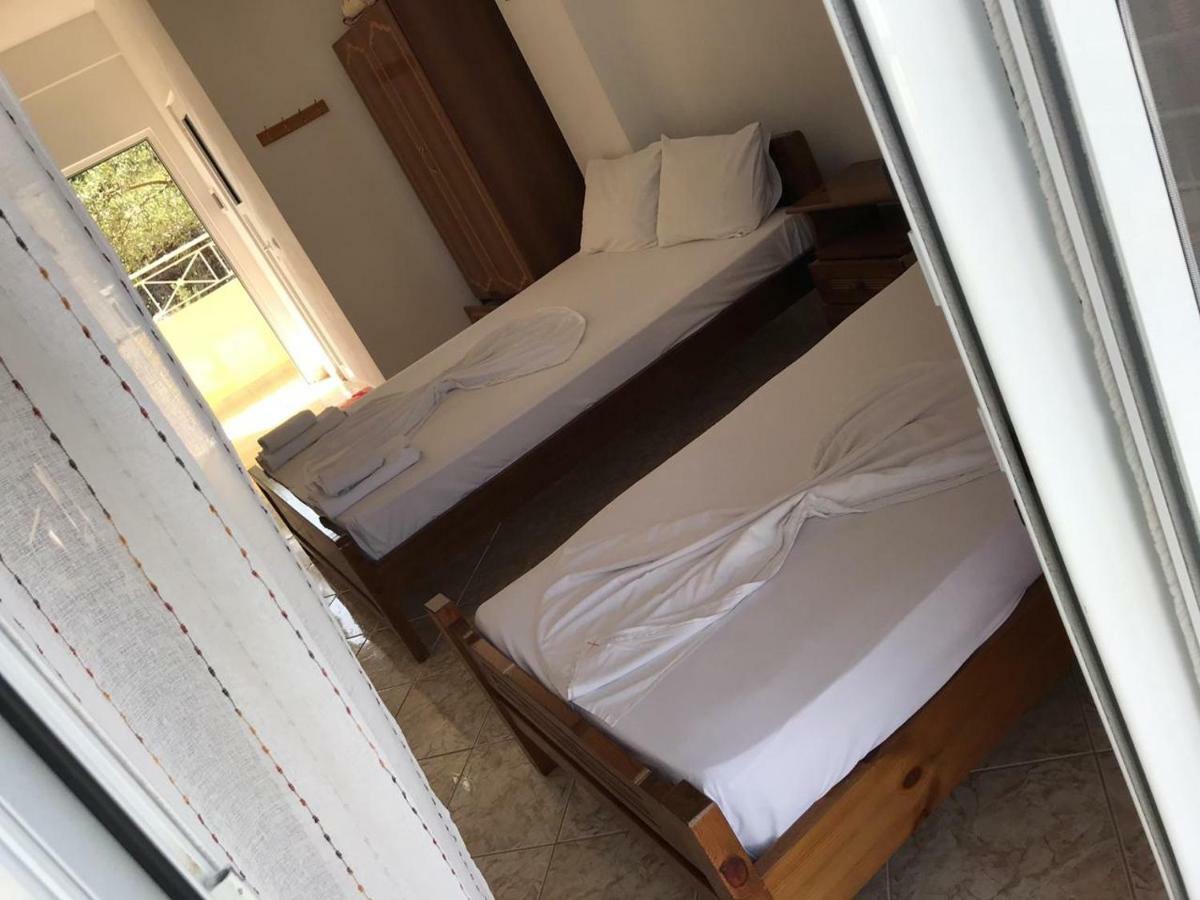Henardi Apartments 사밀 외부 사진
